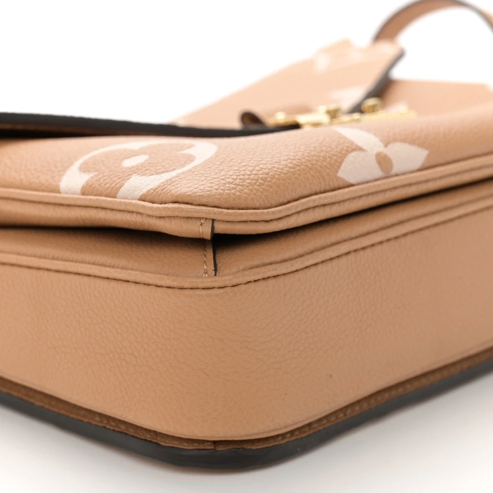 1:1 Replica LV Empreinte Monogram Giant Pochette Metis Arizona in Beige Handbags - 图片 3