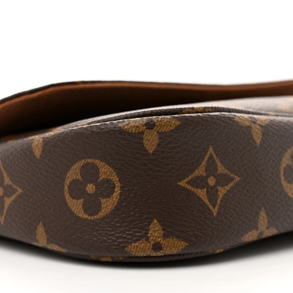 Ivy Wallet On Chain 1:1 Replica silhouette with Monogram style canvas with Gold Hardware - 图片 3