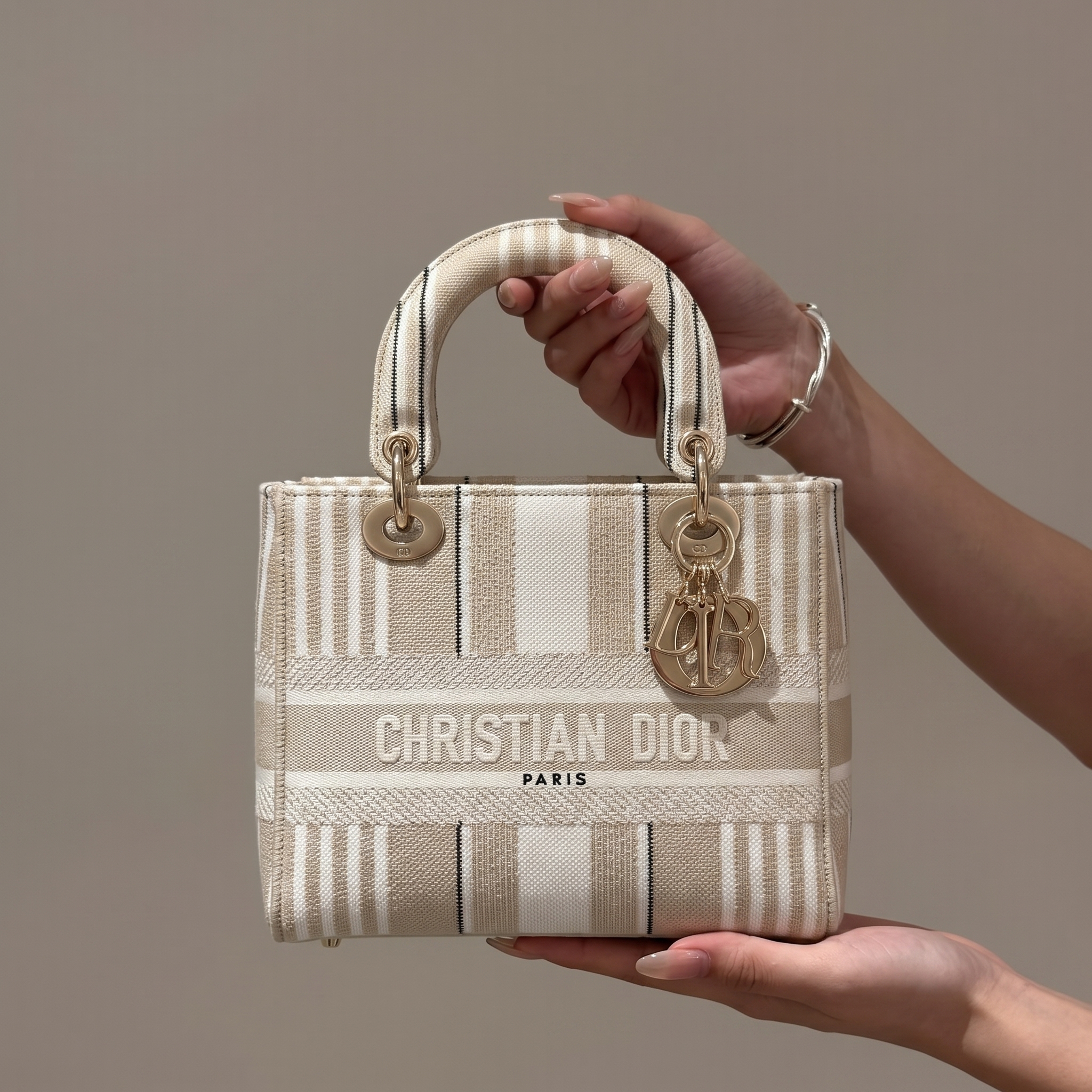 D!0r Medium Lady D-Lite Beige Canvas – High End Quality Tote Bag