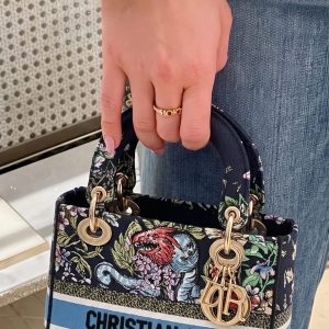 D!0r Medium Lady D-Lite Bag Blue D-Constellation Embroidery – Mirror Quality
